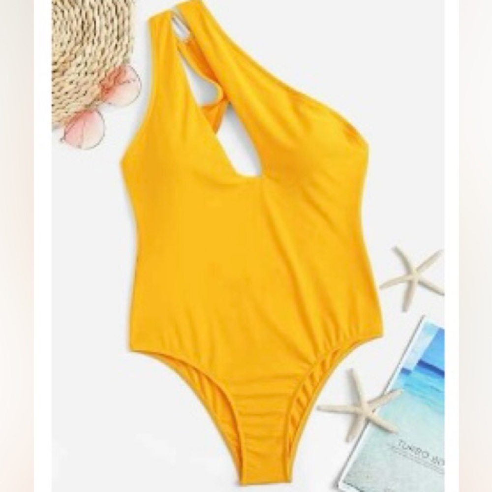 Low Back One Piece Swimwear